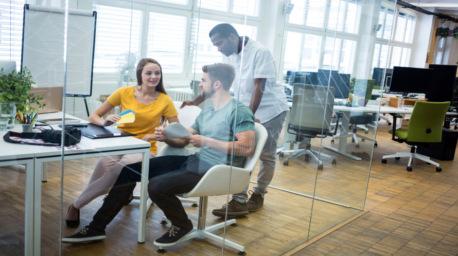 Top 7 Tasks You Should Outsource to a Virtual Assistant Today